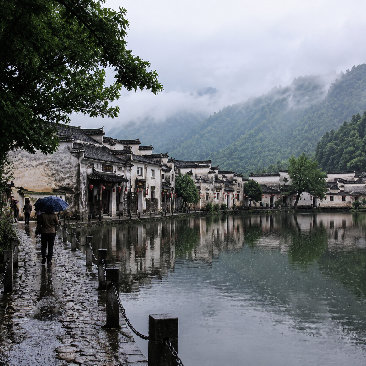 五月黄山脚下的一场雨,让本人第一次明白赶景点不如先安顿情绪 | A Rainy May Day at the Foot of Huangshan Taught Me to Settle My Mood Before Chasing Views