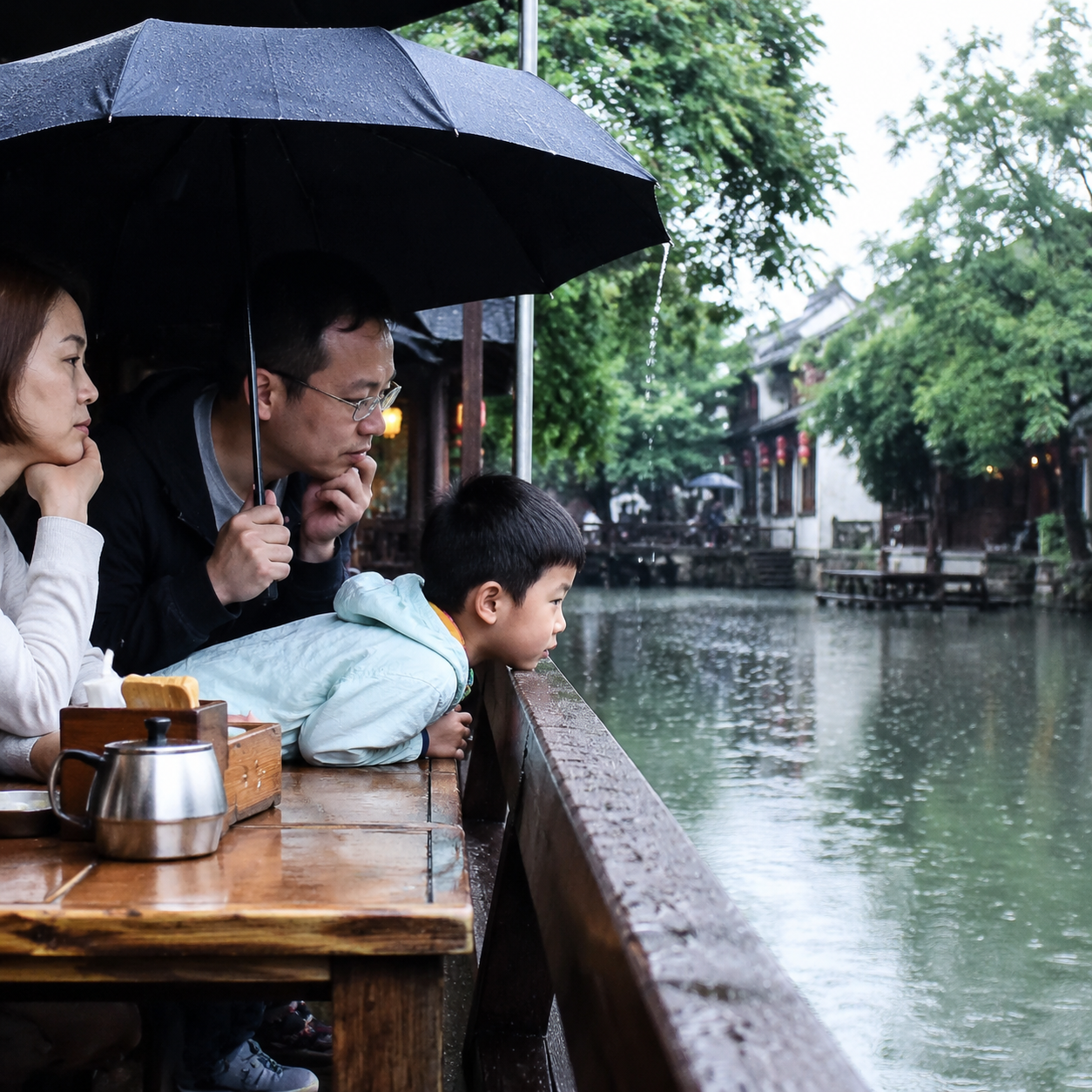 南浔雨天细节图 / rainy detail in 南浔