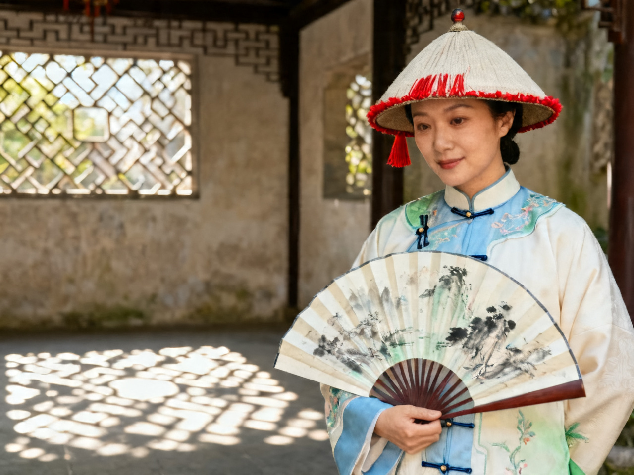 配饰指南:扇子、帽子等 | Accessories: Fans, Hats, and More