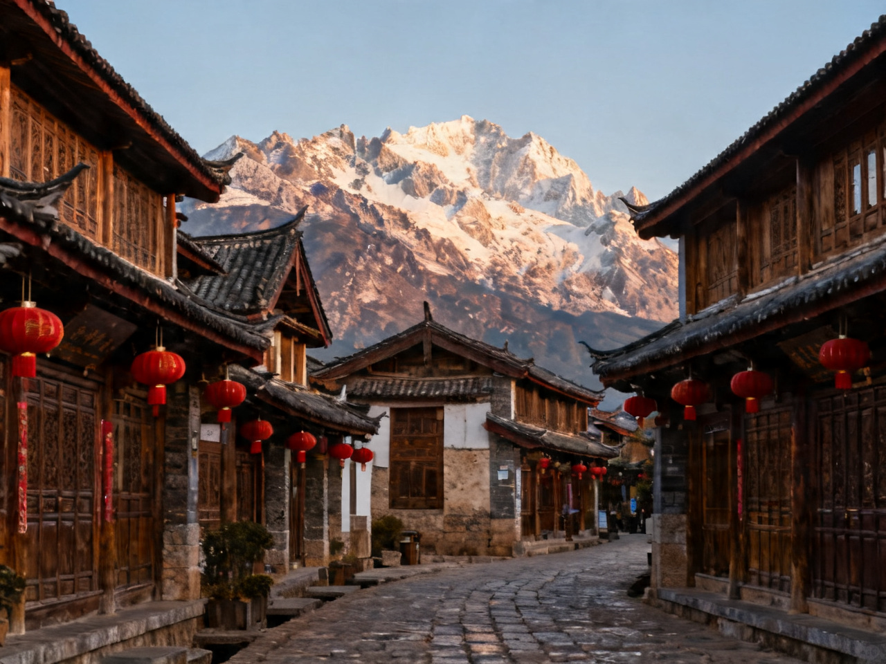 丽江古城深度游:纳西文化与雪山美景 | Lijiang Old Town: Naxi Culture & Snow Mountain Views